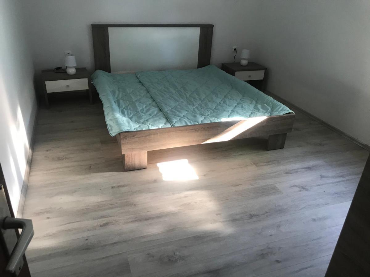 Apartment Lena
