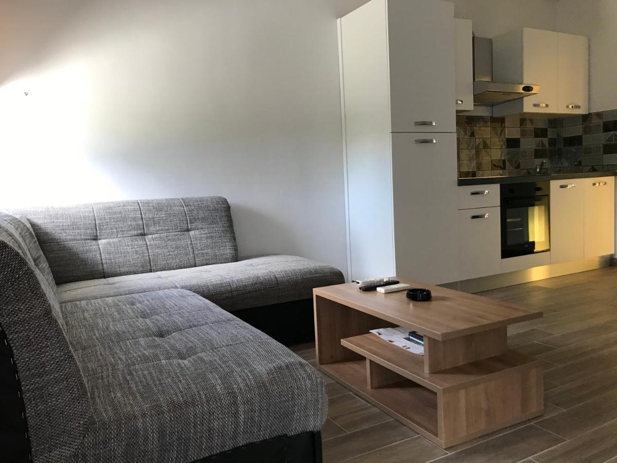 Lena Apartment Baska (Krk)