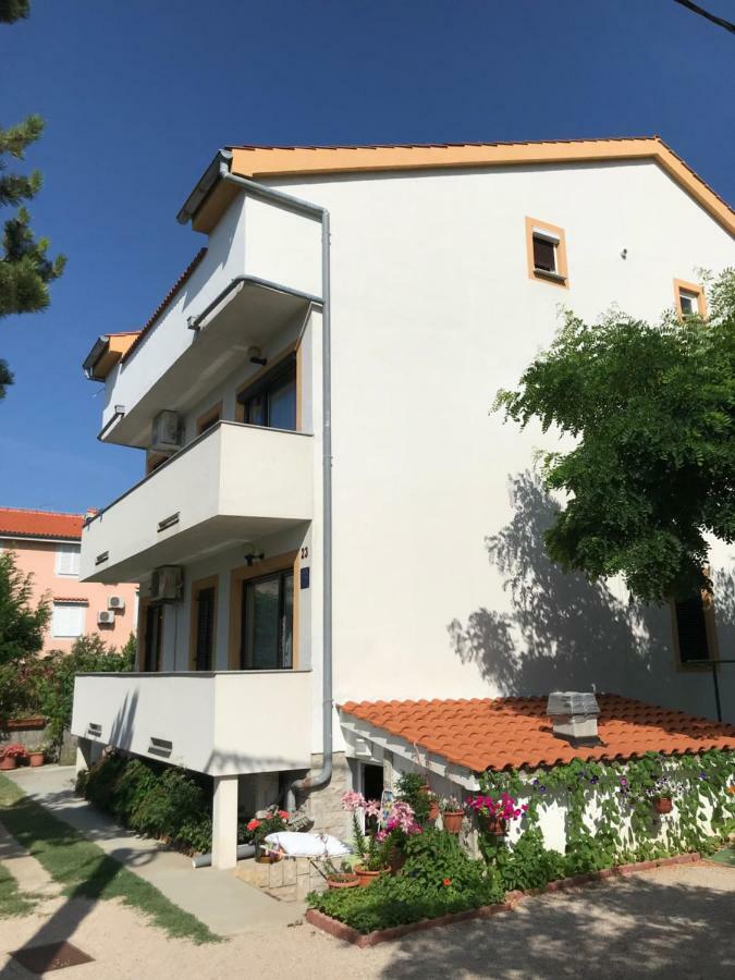 Lena Apartment *