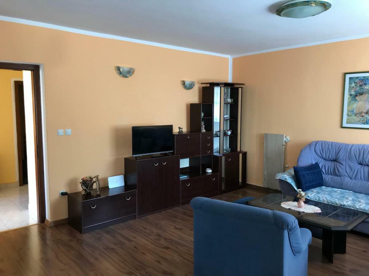 Apartment Lena
