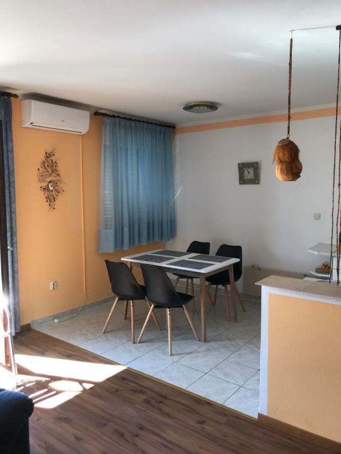 Apartment Lena