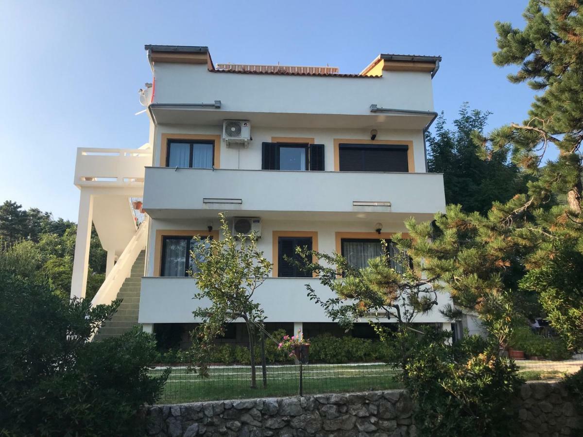 Lena Apartment *