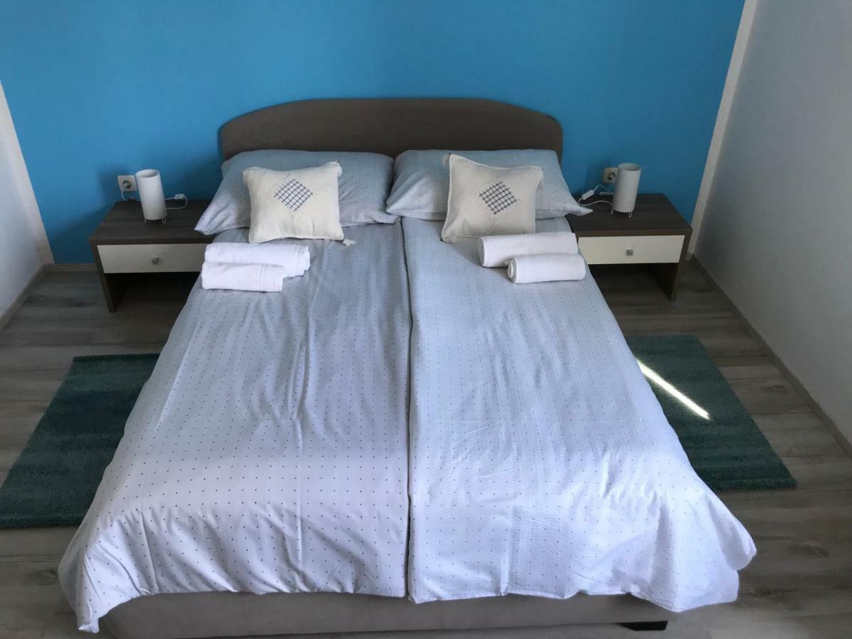 Lena Apartment